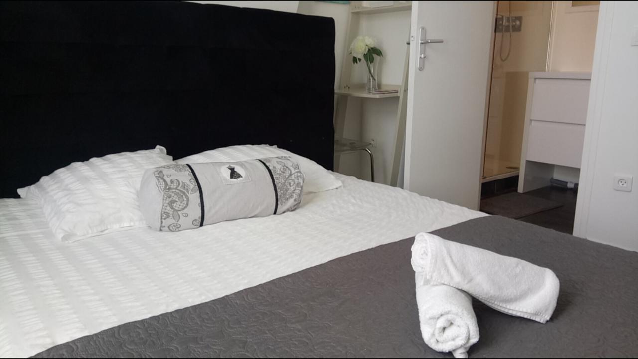 マニー・アン・ヴクサン Maison De Ville Bed & Breakfast エクステリア 写真
